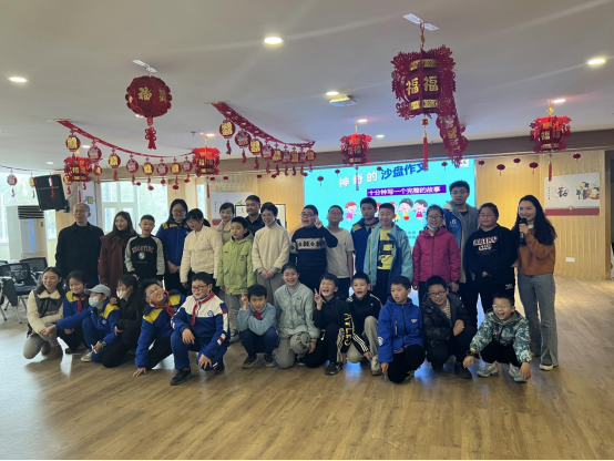 十分鐘寫一個完整故事 湖南省少年兒童圖書館“神奇的沙盤作文”活動剪影